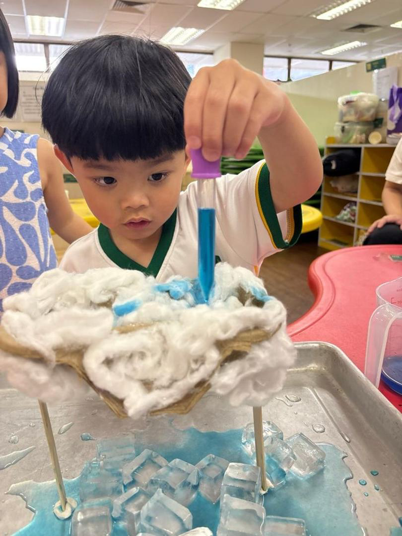 children learning to create interesting craft